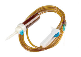 20 gocce Set di infusione Admin Tipo Y per tubi in PVC personalizzati Sterile con regolatore di flusso