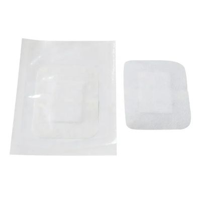 Fasciatura chirurgica non tessuta sterile dell'adesivo di 10*15CM con i certificati di iso del CE